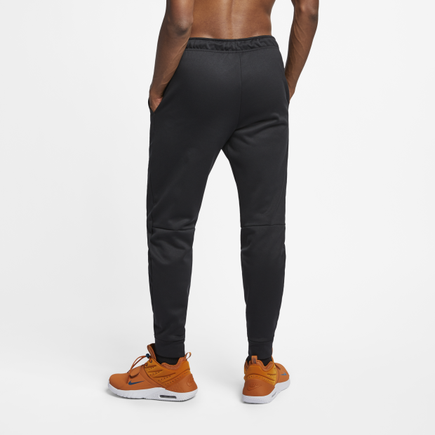 nike therma tapered