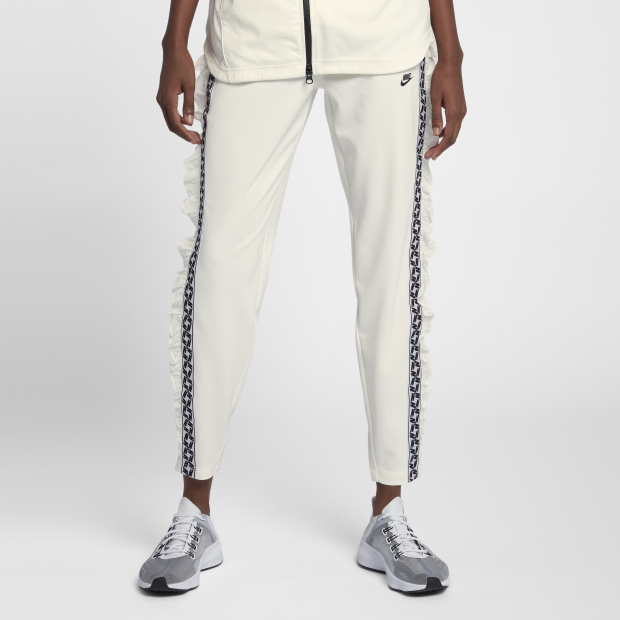 Nike.COM.HK 折上折優惠碼：購買2＋件減價貨品，可享額外85折優惠：第19張圖片/優惠詳情
