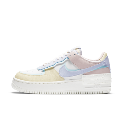 nike hiking trainers