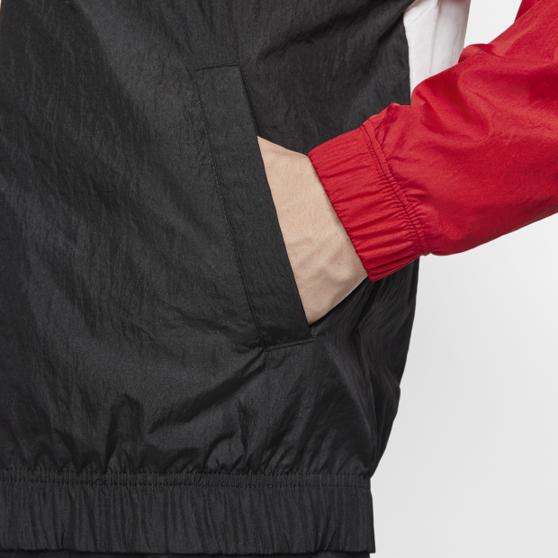 nike sportswear graphic windbreaker
